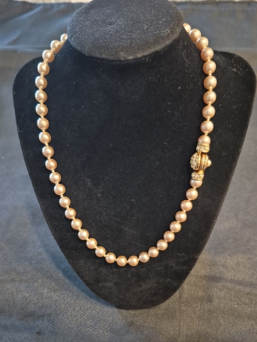 Vintage Nolan Miller Champagne 18 Inch Pearl Necklace With Rhinestone Accents